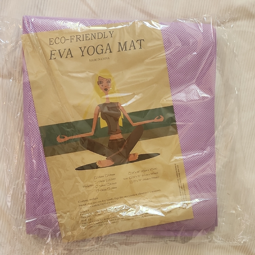 Eco-Friendly Purple Yoga Mat - Picture 1 of 1